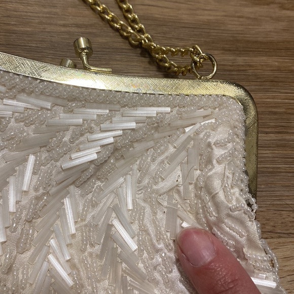 Vintage La Regale Ltd White Beaded Handbag - Picture 9 of 9